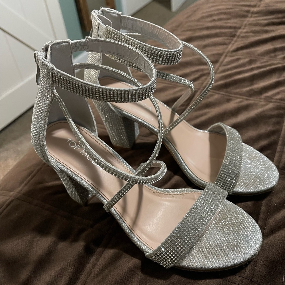 Top Moda Women's Silver Strappy Heels